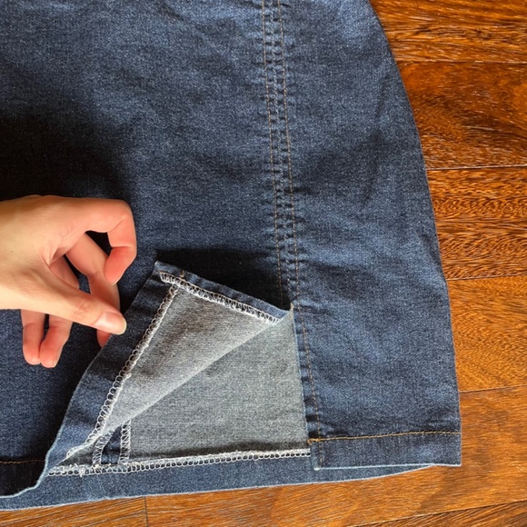 VINTAGE y2k denim slit mini skirt! - Picture 5 of 10